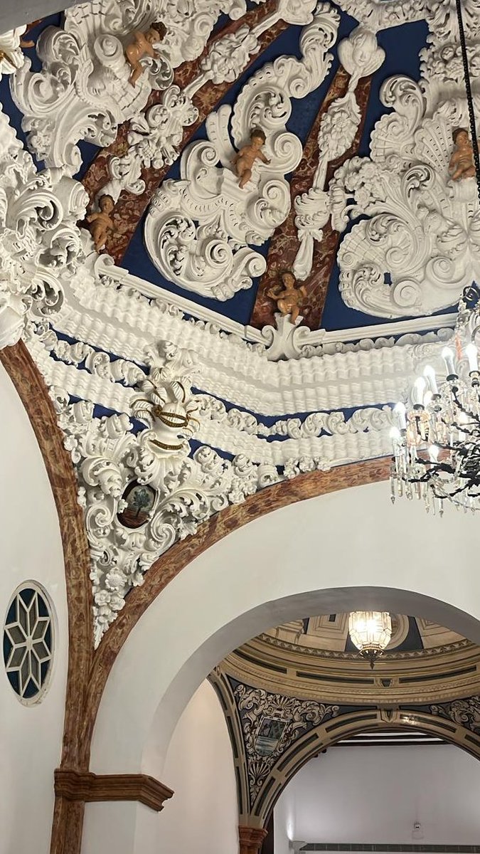 ➡️Descubrir el Palacio de los Condes de Santa Ana de #Lucena es adentrarse en un viaje en el tiempo que permite conocer una de las joyas arquitectónicas civiles más destacadas del siglo XVIII ⭐️🩵

¿Te animas a visitar este monumento? 🏛️
ciudadesmedias.org/experiencia/vi…