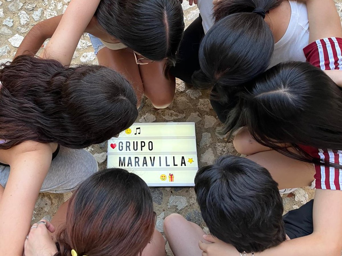 🔐Escapar de los muros del #CastillodelMoral no es una tarea fácil pero este magnífico grupo lo resolvió de la mejor manera 🕵️‍♀️

¿Y tú, te animas a vivir la experiencia del #EscapeRoom de esta fortaleza medieval? 🏰 

▶️+info: 957503662//605867514
ciudadesmedias.org/experiencia/es…