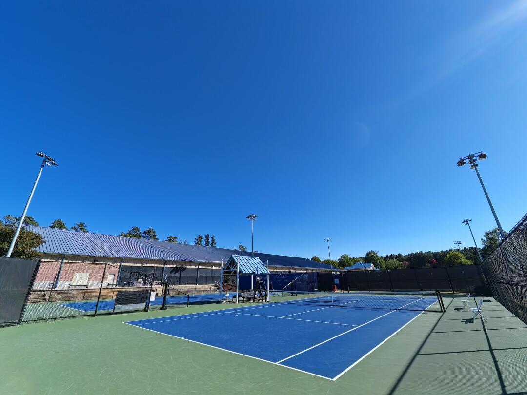 Sunflower_366_'s tweet image. 🌿 Every shot carries the flair of European tennis courts, a perfect blend of precision and power. Every moment in the match is a challenge to my limits. #Tennis #PrecisionAndPower #LimitChallenge