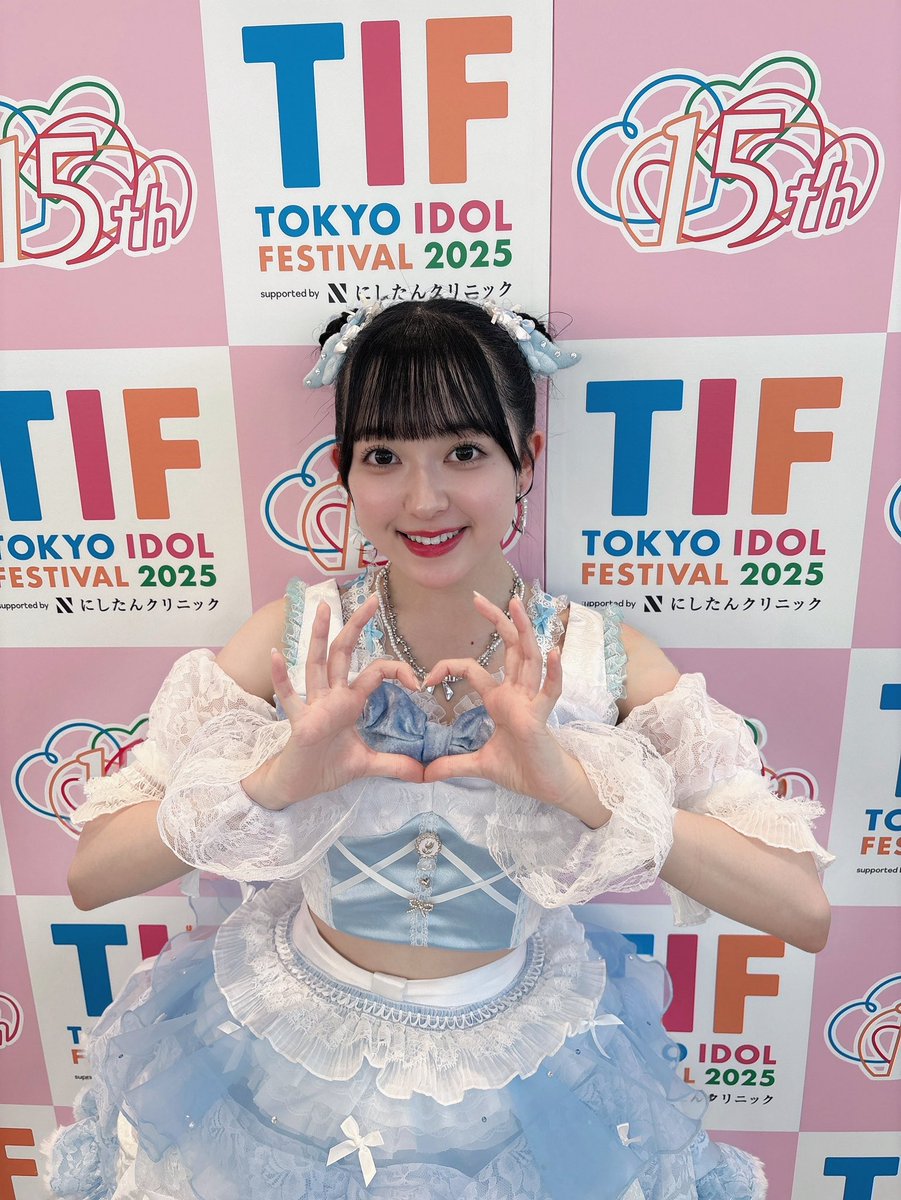 2週間前までオタクだった新人アイドル🎀꙳.*
憧れのTIFでデビューさせていただきました😭✨️
夢、ひとつ叶った💫🧡❕