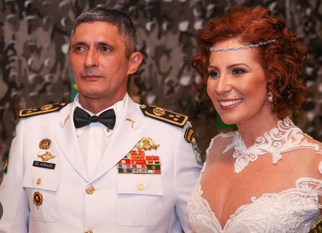 Em apenas 12 horas de uma Ditadura Judiciária:
- Tornozeleira num Senador (Marcos Do Val)
- Bloqueada contas do Marido de uma parlamentar exilada (Zambeli)
- Negado tratamente médico a um inocente preso (Daniel Silveira) e 
- Preso Jair Bolsonaro por falar com seu próprio filho.