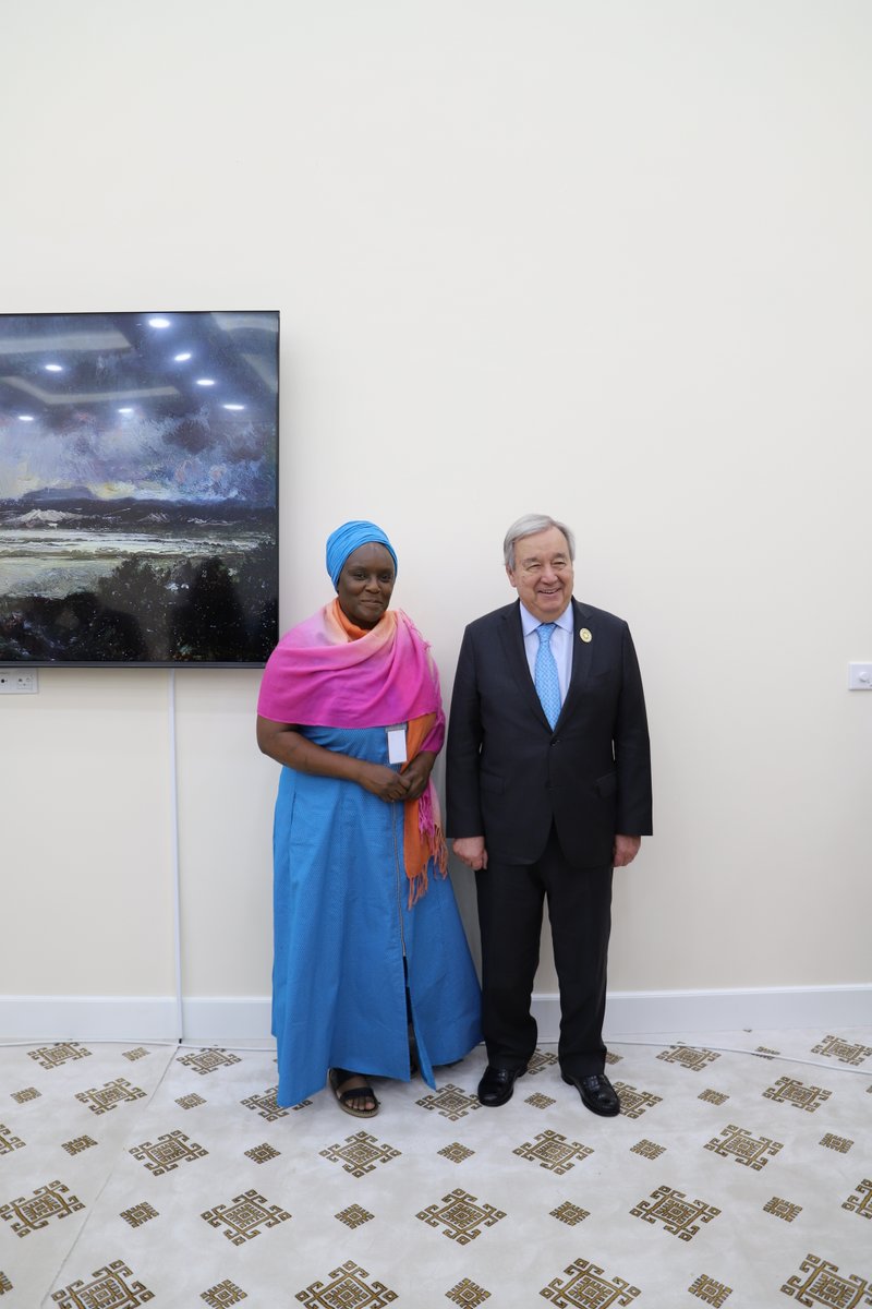 UN Lesotho (@unlesotho) on Twitter photo As #LLDC3 kicks off today in Awaza, the <a href="/UN/">United Nations</a> SG <a href="/antonioguterres/">António Guterres</a> met with Resident Coordinators from landlocked developing countries!
Held from 5–8 August, the conference will focus on:
🚛 Transit & trade barriers
🌐 Digital connectivity
🌱 Sustainable development & investment As #LLDC3 kicks off today in Awaza, the <a href="/UN/">United Nations</a> SG <a href="/antonioguterres/">António Guterres</a> met with Resident Coordinators from landlocked developing countries!
Held from 5–8 August, the conference will focus on:
🚛 Transit & trade barriers
🌐 Digital connectivity
🌱 Sustainable development & investment