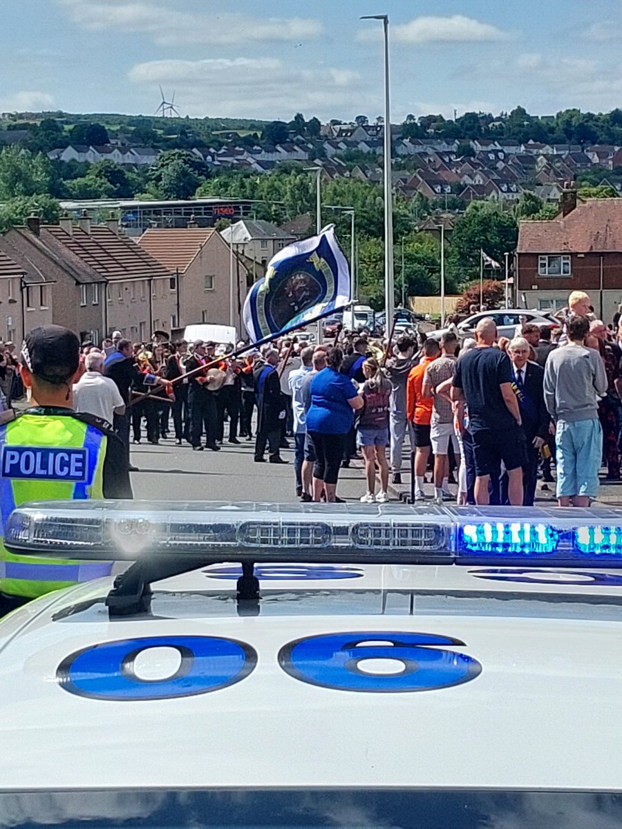 PSOSFalkirk's tweet image. On Saturday 2nd August 2025, both the Braes and Bo’ness CPT assisted the Free Colliers at their annual parade throughout the villages of the Braes.  As always, the parade attracted a good number of residents who not only enjoyed the parade, but also the very good weather