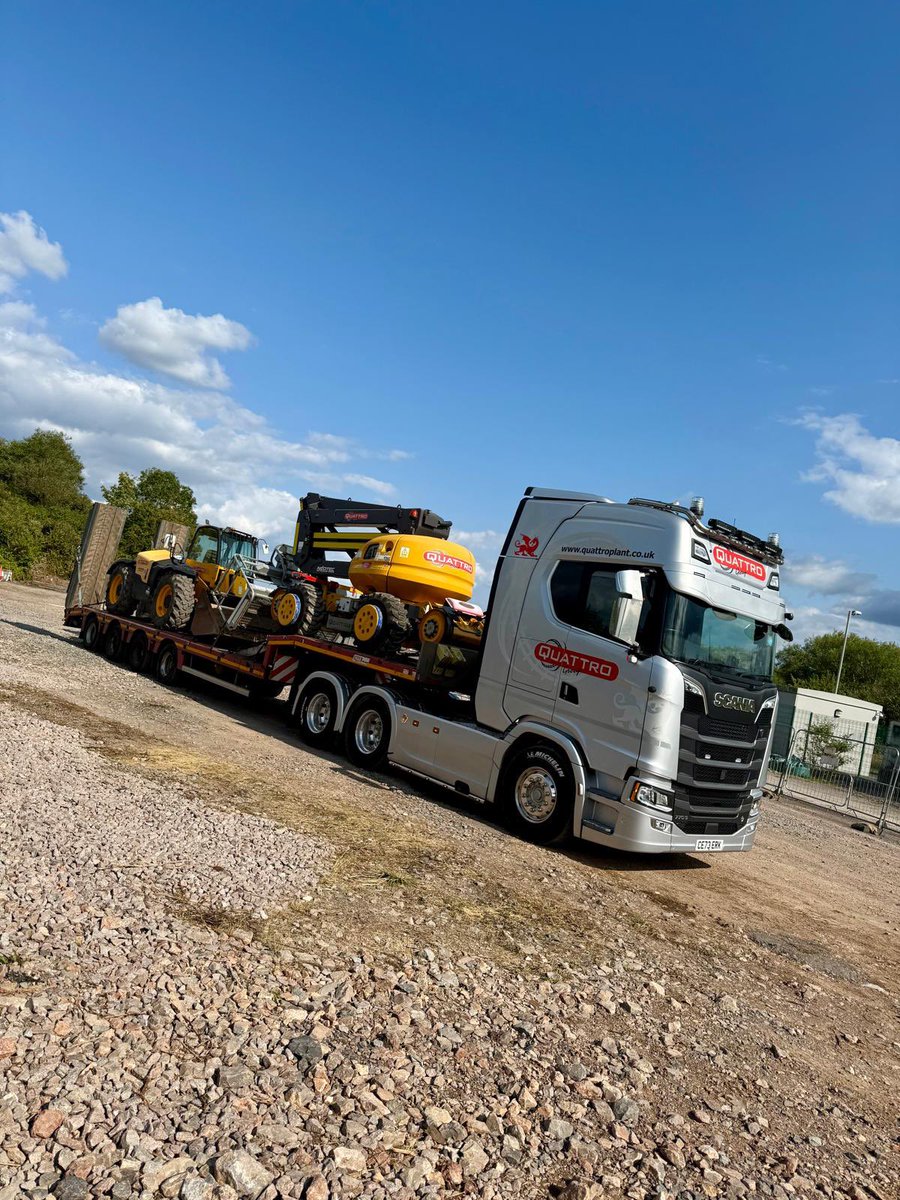 From London to Bristol to Gloucester you ring and our drivers bring 🛤️ Thanks to Matthew Haynes for the update from the road! 🤠

#Quattro #rail #MEWP #telehandler #Scania