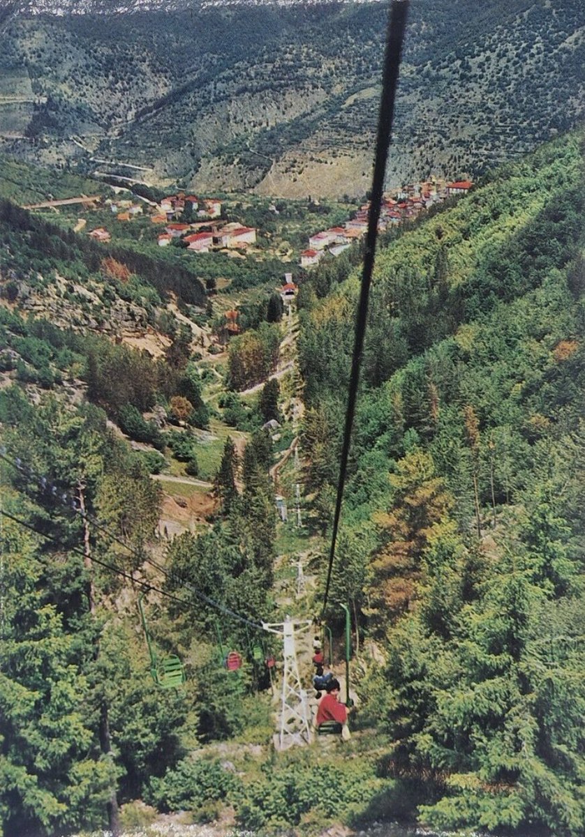 Buon giorno Abruzzo <a href="/YourAbruzzo/">Visit Abruzzo</a> @lifeinabruzzo <a href="/ilove_abruzzo/">ilove abruzzo</a> <a href="/FromAbruzzo/">FromAbruzzo</a> <a href="/bykemp/">Miles Kemp</a> #scanno   #abruzzo
