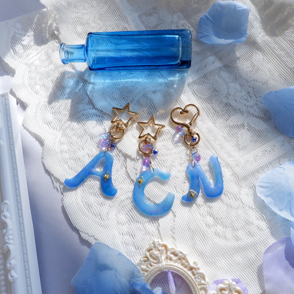 こちらのみクーポン対象外商品になります🙇‍♀️

一個700円です💓☺️🫶🏼

星空を想い、詩を書いてみたので（かなり照れる🤭）
是非ご覧ください✨👑

anatanoyumeni.stores.jp/items/68917674…