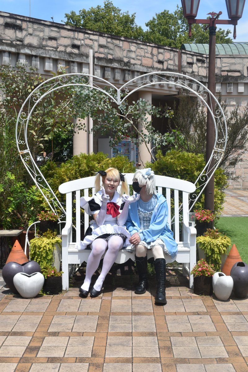 健全な百合だよー♪
黒アリス『うさぎアリス可愛いね♥』
アリスうさぎ『黒うさぎも可愛いよ♥』

うさぎアリス：<a href="/frttkt/">クロギツネ(nextは固定ポストで)🦊⚔️🍎🌹🦇</a>

黒アリス ：<a href="/Nagoyas_Maetel1/">NAGOYAのメーテル＠8月2日3日_コスサミ2025</a>

#コスプレ #コスプレイヤー #コスレイヤー 
#名古屋市 #中区 #フラリエ 
#コスサミ #コスサミ2025 
#不思議の国のアリス #ロリータ