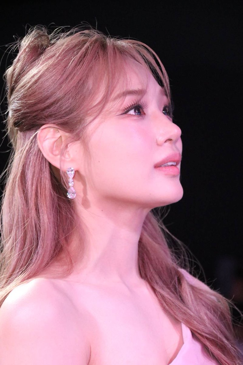 Annchoodam's tweet photo. สวยที่สุด สวยเหนือคำบรรยาย🥰❤️ 

#Jigamin지가민 
#DayG https://t.co/tjb2NYpvEB