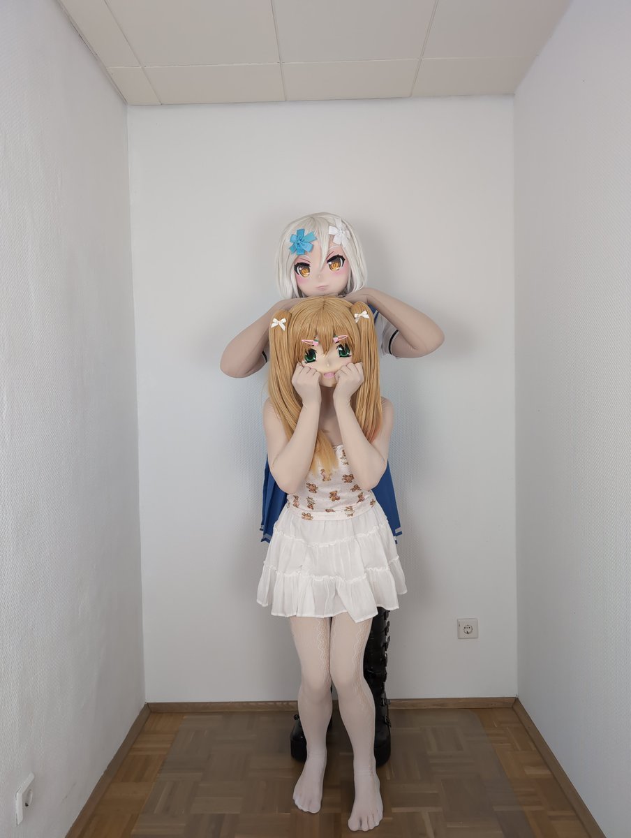"s-she‘s right behind me isn't she…" ;-;

👻<a href="/Reiki_bis/">Reiki</a> 

#kigurumi #着ぐるみ