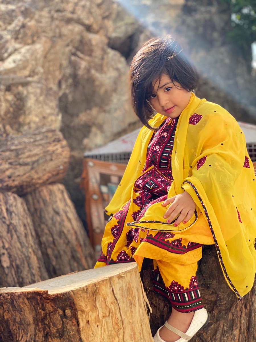 قد يجبرنا القدر على الإبتعاد
لكن لا شيء يجبرنا على النسيان
#صباح_الخير 💛