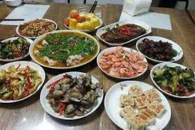 海外华人敢不敢接受残酷的糖份毒品的现实？

美帝的资本家财团
日本的财团

他们同时是
饲料公司的大股东
加工食品企业的大股东
药厂的大股东
医院的大股东
电视、杂志、广告公司的大股东

中国人每天逛农贸市场
甭以为是土鳖的日常
那可是尽量远离资本的
最好方法
是高级享受