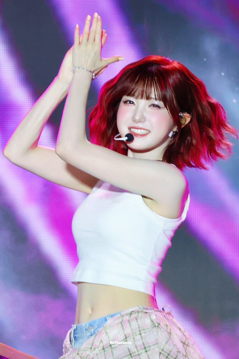 250804

 ヾ(๑╹ヮ╹๑)ﾉ”  

#히토미 #Hitomi #SAYMYNAME #세이마이네임 #SMN #本田仁美