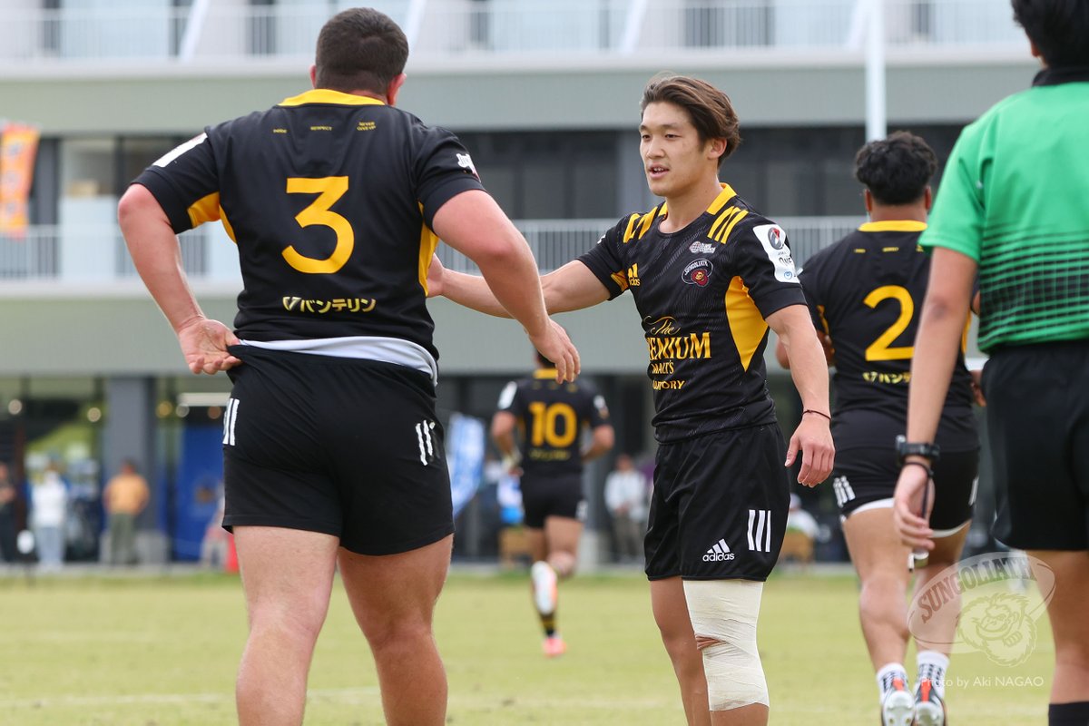 【SPIRITS OF SUNGOLIATH】
『カッコええなー』宮尾昌典

昨シーズン不出場ながらも注目の新人・宮尾選手。数々の名選手を生んでいるサンゴリアスの9番を引き継いでいくことができるでしょうか。(取材日：2025年7月中旬）

▼インタビュー内容はこちら
suntory.co.jp/culture-sports…
