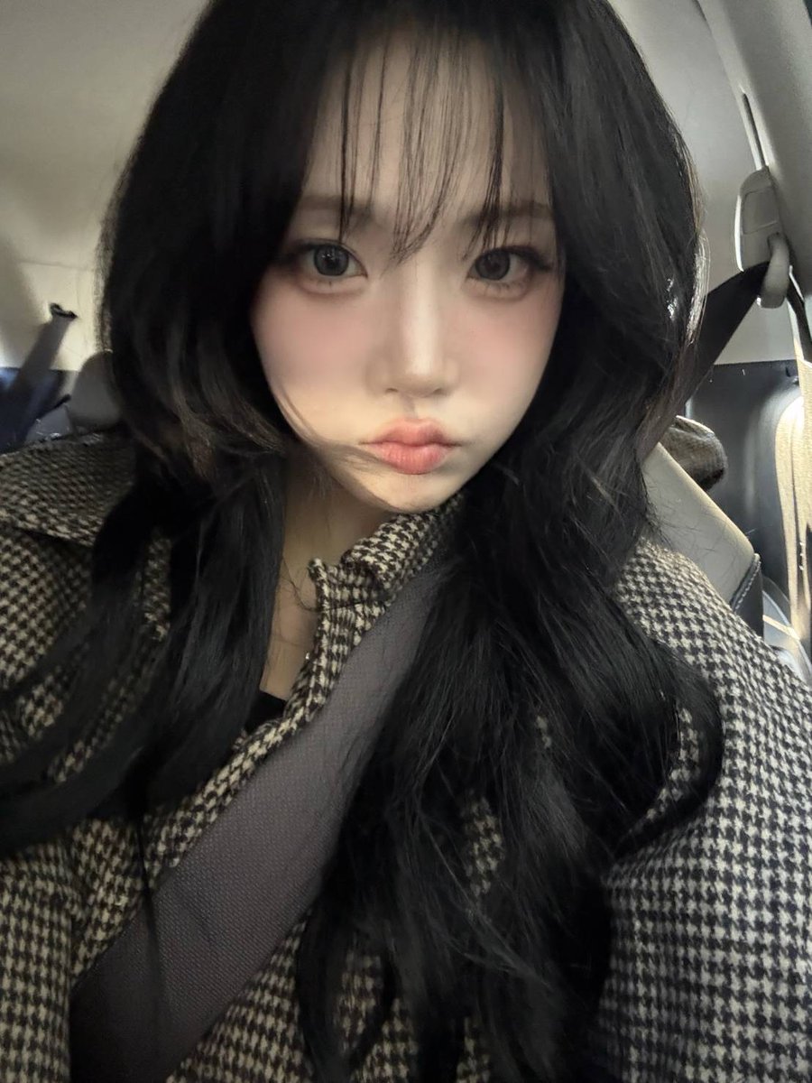 tripleS official tweet media