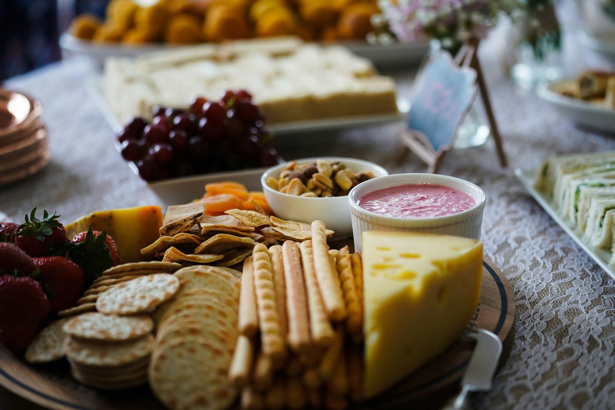 RecipesandRoots's tweet photo. What if the internet’s trendiest meal is actually the oldest? #GirlDinner looks pretty onplate—but its roots run far deeper. 

Start here:
https://t.co/KEhMPMe38h

Hashtags:
#FoodHistory #SustainableCooking #AncestralEating #SnackPlate #CulinaryTraditions #RecipesAndRoots https://t.co/sqYKDDpy2R