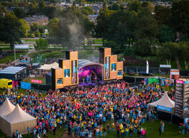Zwolle verwelkomt mbo- en hbo-studenten gezamenlijk tijdens Bruisfestival dlvr.it/TMJTSr