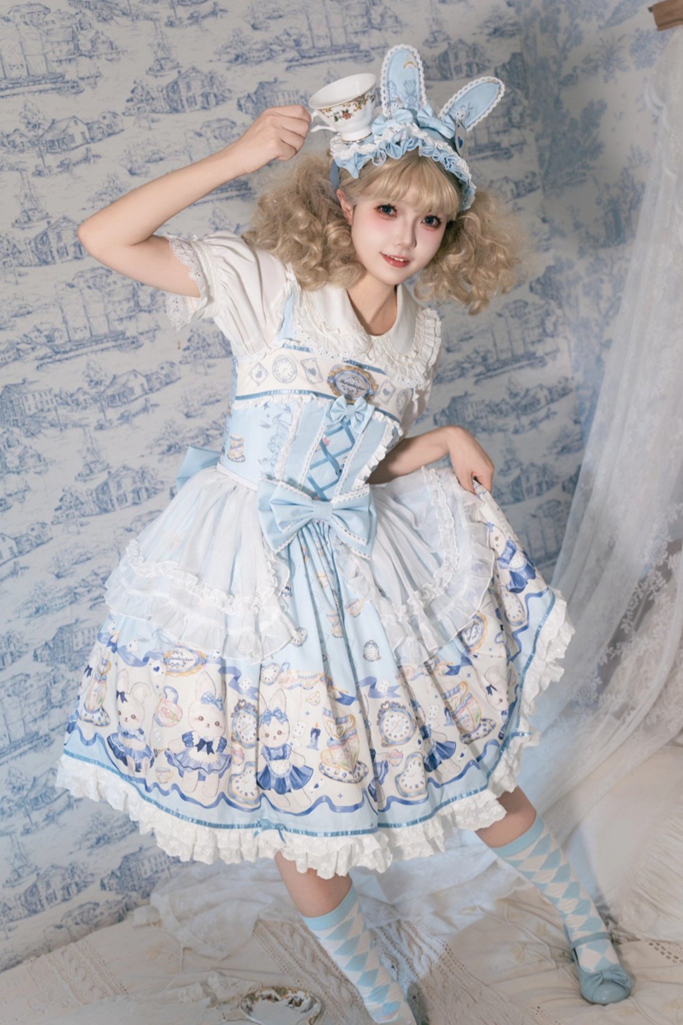 最終お値下 アルベロベロ ぶたさん不思議の国のアリス柄 ナイロン♡まとめOK2？ Belchic on X: 