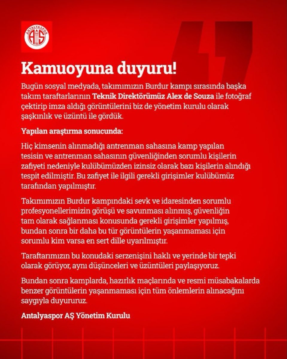 CEMO (@cemogs34) on Twitter photo Sözleşmeli teknik direktörün Emre Belezoğlu’nun ligde 2 maç oynayacağın Fenerbahçe transferlerine karışmasını doğru buluyor musun? Bu şahıs, sizde teknik direktör, Fenerbahçe’de sportif direktör mü? <a href="/Antalyaspor/">Hesap.com Antalyaspor</a> Sözleşmeli teknik direktörün Emre Belezoğlu’nun ligde 2 maç oynayacağın Fenerbahçe transferlerine karışmasını doğru buluyor musun? Bu şahıs, sizde teknik direktör, Fenerbahçe’de sportif direktör mü? <a href="/Antalyaspor/">Hesap.com Antalyaspor</a>
