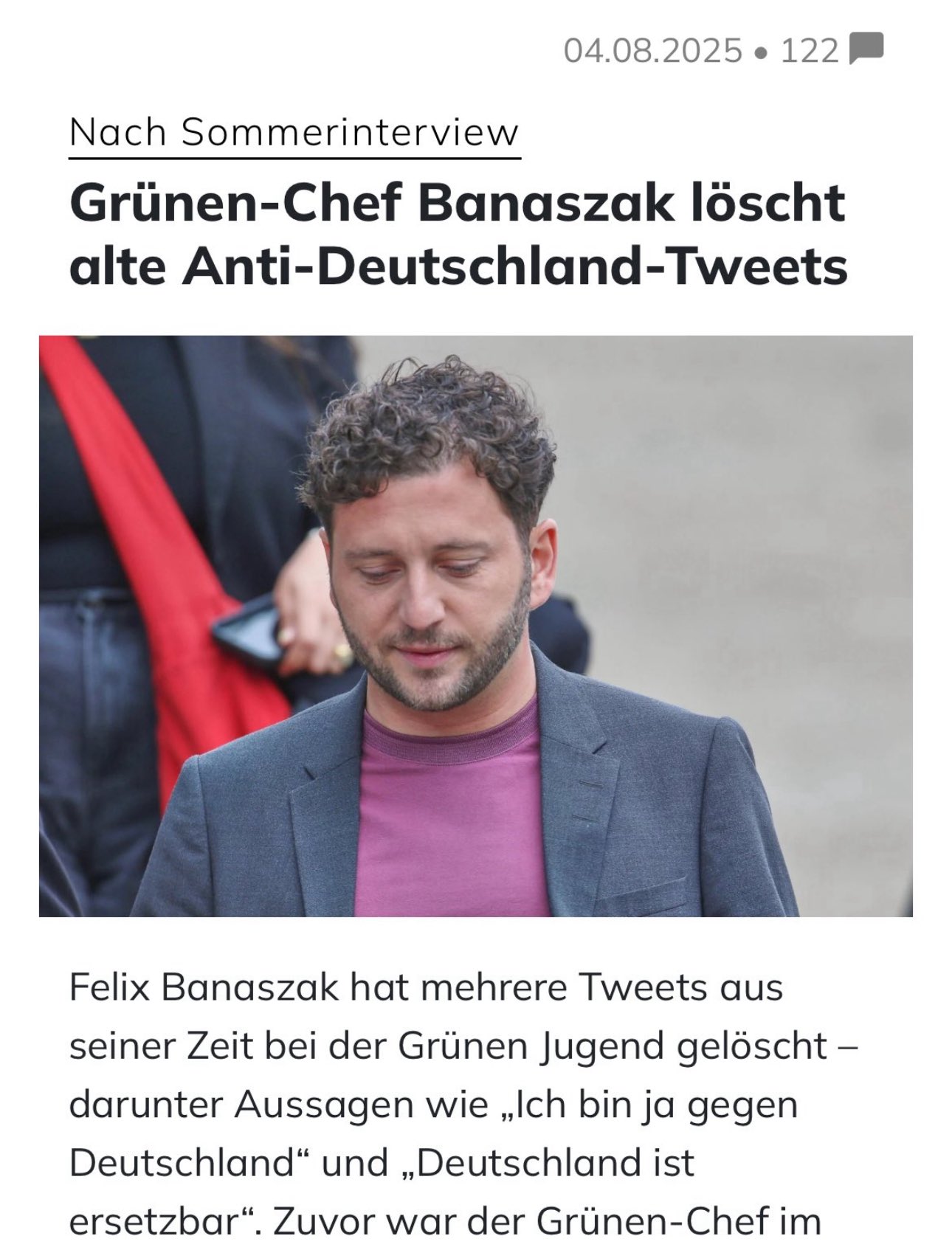 Luisa Neubauer löscht ihre Fernreisen auf Instagram,

Ferda Ataman löscht gleich ihre gesamte Timeli...