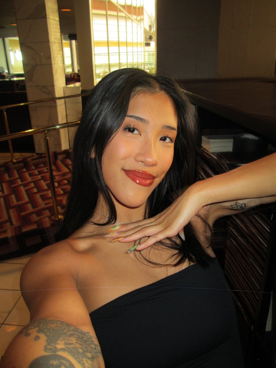 💋💋💋