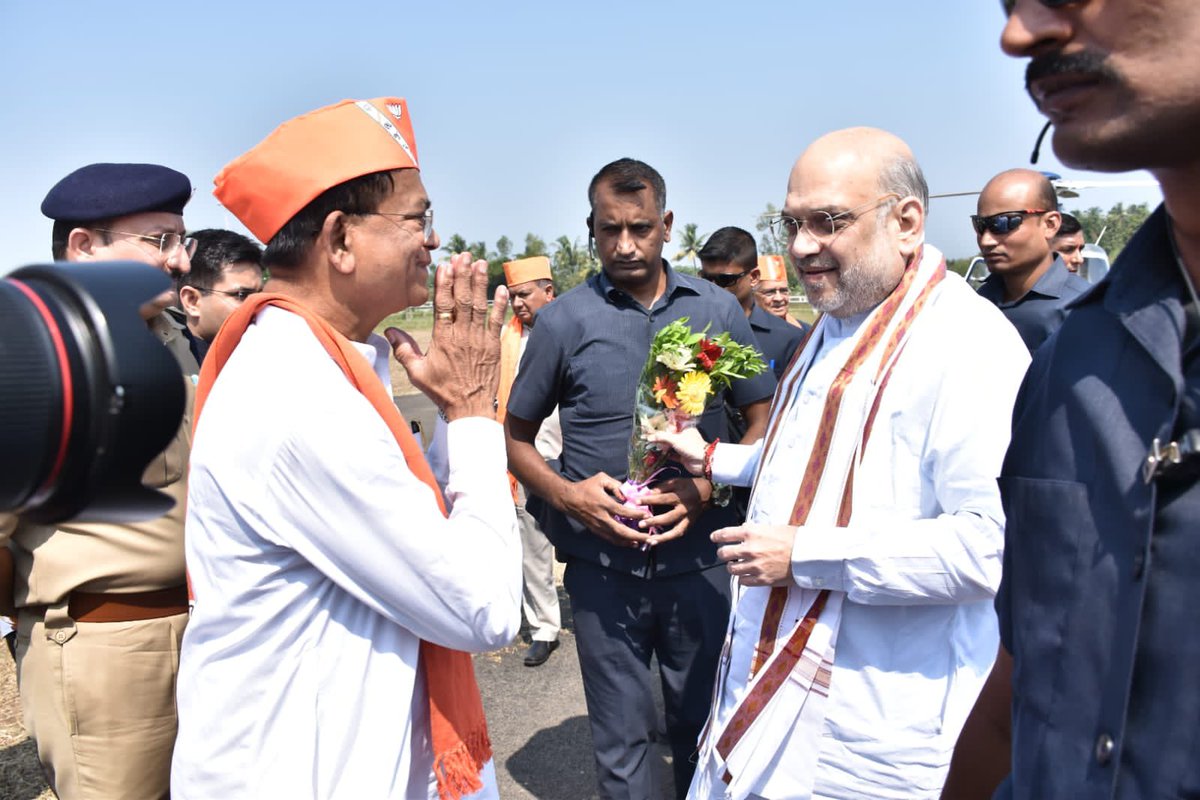 bharatpatelmla's tweet image. ભારતીય રાજનીતિના ચાણક્ય, સરળ, સહજ અને ઉર્જાવાન વ્યક્તિત્વ ધરાવતા કરોડો કાર્યકર્તાઓના પ્રેરણાસ્ત્રોત એવા આદરણીય શ્રી @AmitShah સાહેબને ભારતના ગૃહમંત્રી તરીકે સૌથી વધુ સેવા આપનારની સિદ્ધિ મેળવવા બદલ હાર્દિક અભિનંદન સહ શુભેચ્છાઓ.