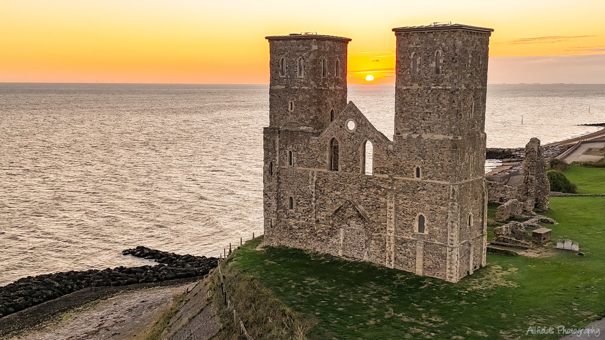 steven collis 📸 (@tintininkent) on Twitter photo Good Morning from #Reculver #kent <a href="/itvmeridian/">ITV News Meridian</a> <a href="/PhilippaDrewITV/">Philippa Drew</a> <a href="/HollyJGreen/">Holly Green - Weather Presenter</a> <a href="/WeatherAisling/">Aisling Creevey</a> <a href="/ChrisPage90/">Chris Page - Weatherman</a> <a href="/manalilukha/">Manali Lukha</a> <a href="/GMB/">Good Morning Britain</a> <a href="/alexberesfordTV/">Alex Beresford</a> <a href="/BeckyMantin_/">Becky Mantin</a> <a href="/coastmag/">Coast Magazine UK</a> <a href="/VisitKent/">Visit Kent</a> <a href="/UKNikon/">Nikon UK & Ireland</a> <a href="/nikonownermag/">Nikon Owner</a> <a href="/DPhotographer/">Digital Photographer Magazine</a> <a href="/AP_Magazine/">Amateur Photographer</a> <a href="/DigitalCameraW/">Digital Camera World</a> <a href="/KristyStewardWx/">Kristy Steward</a> <a href="/katerinaweather/">Katerina Christodoulou</a> Good Morning from #Reculver #kent <a href="/itvmeridian/">ITV News Meridian</a> <a href="/PhilippaDrewITV/">Philippa Drew</a> <a href="/HollyJGreen/">Holly Green - Weather Presenter</a> <a href="/WeatherAisling/">Aisling Creevey</a> <a href="/ChrisPage90/">Chris Page - Weatherman</a> <a href="/manalilukha/">Manali Lukha</a> <a href="/GMB/">Good Morning Britain</a> <a href="/alexberesfordTV/">Alex Beresford</a> <a href="/BeckyMantin_/">Becky Mantin</a> <a href="/coastmag/">Coast Magazine UK</a> <a href="/VisitKent/">Visit Kent</a> <a href="/UKNikon/">Nikon UK & Ireland</a> <a href="/nikonownermag/">Nikon Owner</a> <a href="/DPhotographer/">Digital Photographer Magazine</a> <a href="/AP_Magazine/">Amateur Photographer</a> <a href="/DigitalCameraW/">Digital Camera World</a> <a href="/KristyStewardWx/">Kristy Steward</a> <a href="/katerinaweather/">Katerina Christodoulou</a>