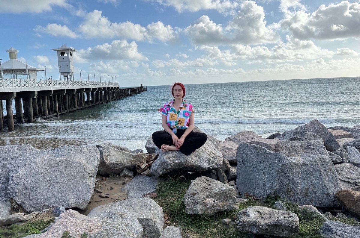 VickyAngelwicky's tweet photo. When the life you live and built for yourself becomes too much, is harming you and pulling you down… remove yourself from it. It’s never to late to change, say no and to start again. Just be brave.

#brazil #brasil #fortaleza  #fortalezabrasil #mentalhealthmatters https://t.co/77VGf7KPwm