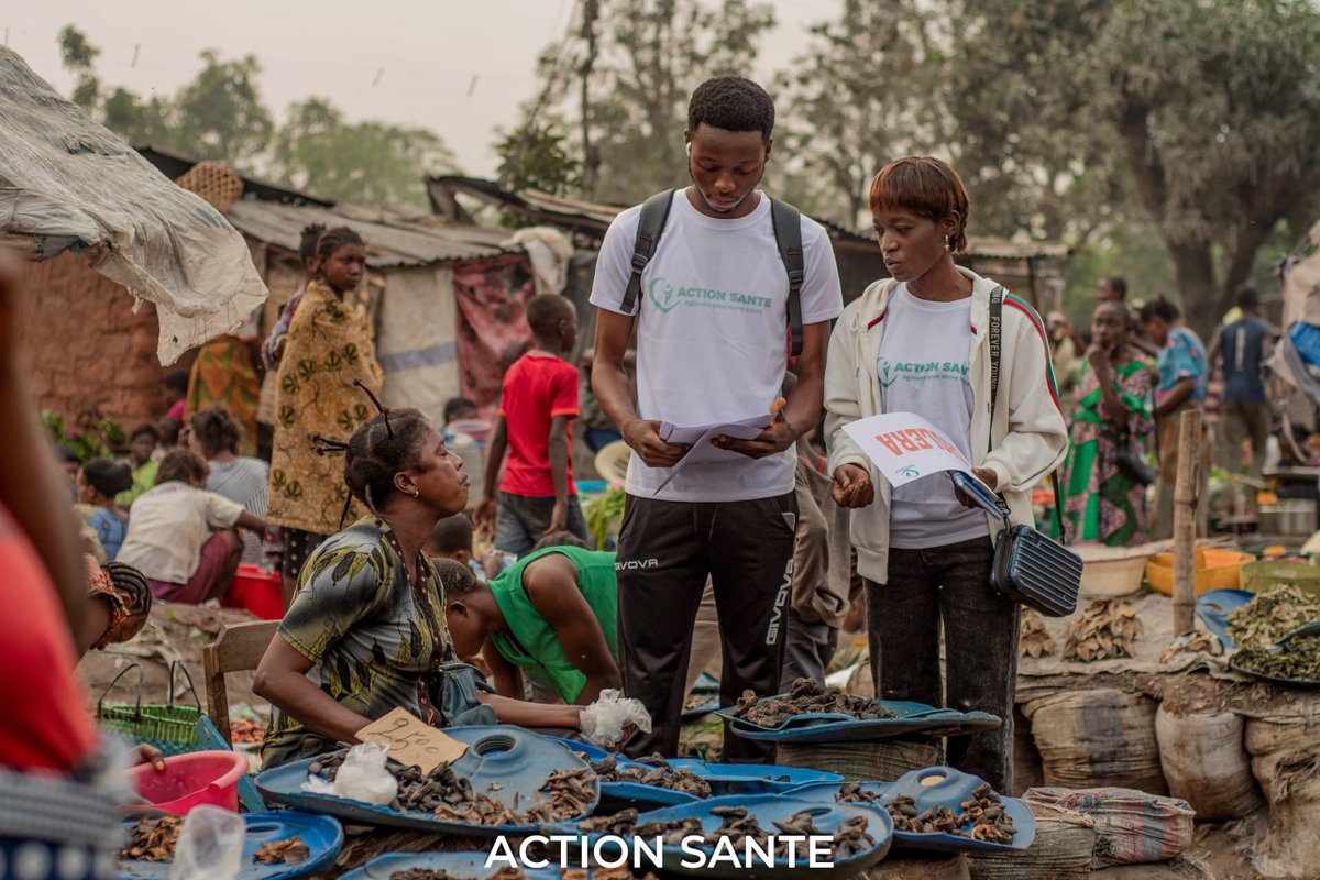 Action Santé Asbl (@actionsanteasbl) on Twitter photo Grâce à sa proximité avec les communautés, <a href="/Actionsanteasbl/">Action Santé Asbl</a> sensibilise, écoute et accompagne le changement de mentalités.
Parce qu’un message compris, partagé et appliqué… sauve des vies.
Ensemble contre le choléra!
<a href="/SANRU_asbl/">SANRU asbl</a> <a href="/SwedeninDRCongo/">Sweden in DR Congo</a> <a href="/UKinDRC/">UK in DRC</a> <a href="/UNFPARDC/">UNFPA-RDC</a> <a href="/awdf01/">African Women's Development Fund</a> Grâce à sa proximité avec les communautés, <a href="/Actionsanteasbl/">Action Santé Asbl</a> sensibilise, écoute et accompagne le changement de mentalités.
Parce qu’un message compris, partagé et appliqué… sauve des vies.
Ensemble contre le choléra!
<a href="/SANRU_asbl/">SANRU asbl</a> <a href="/SwedeninDRCongo/">Sweden in DR Congo</a> <a href="/UKinDRC/">UK in DRC</a> <a href="/UNFPARDC/">UNFPA-RDC</a> <a href="/awdf01/">African Women's Development Fund</a>