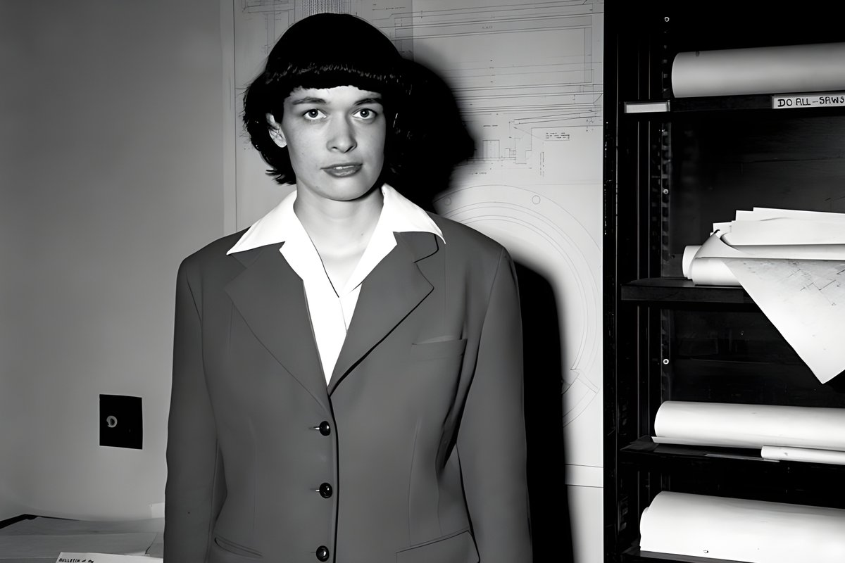 Cet été, la #RGN met à l’honneur des femmes du nucléaire. 
1er épisode : Leona Woods : seule femme présente lors du démarrage de la pile CP-1 à Chicago, en 1942. 
Peu connue, mais essentielle dans les faits. 
(Et quel style sur cette photo ! )
sfen.org/rgn/elles-ont-…