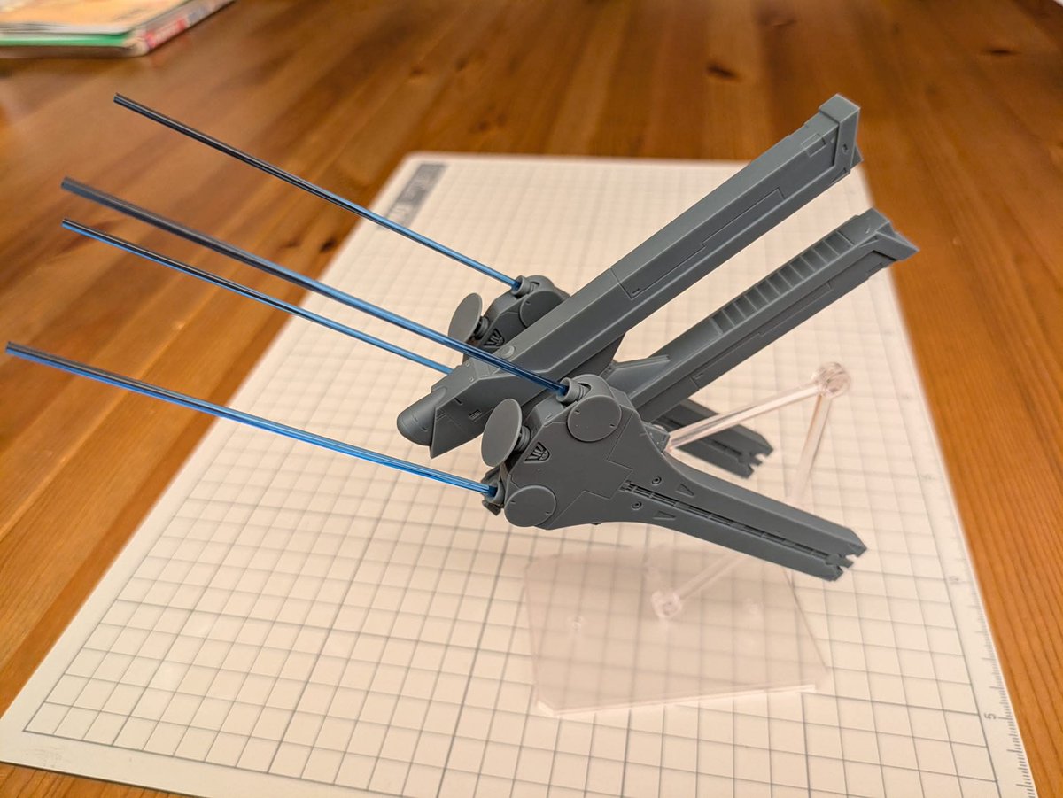 以前に完成させたワルキューレですが、あの独特な可動には少し悩まされました。それでもなんとか作り上げました。