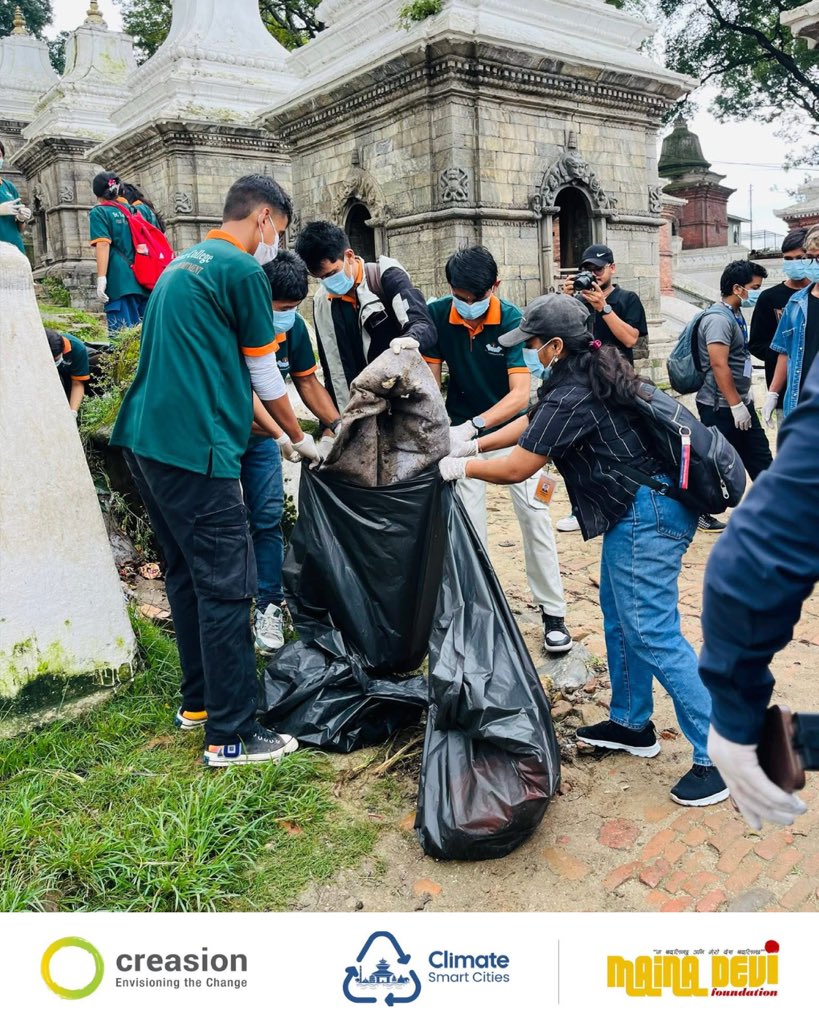 Mainadevifound's tweet photo. सुदुरका कलाकार सँगै सरसफाई:- Heartfelt thanks to the Stars of Sudurpaschim for their dedicated efforts in the cleanliness program at Pashupatinath Temple, part of the year-long Divya Pashupatinath Campaign. Together, We are shining bright for a sacred cause!🕉️
1/2* https://t.co/gvttHNeDtk