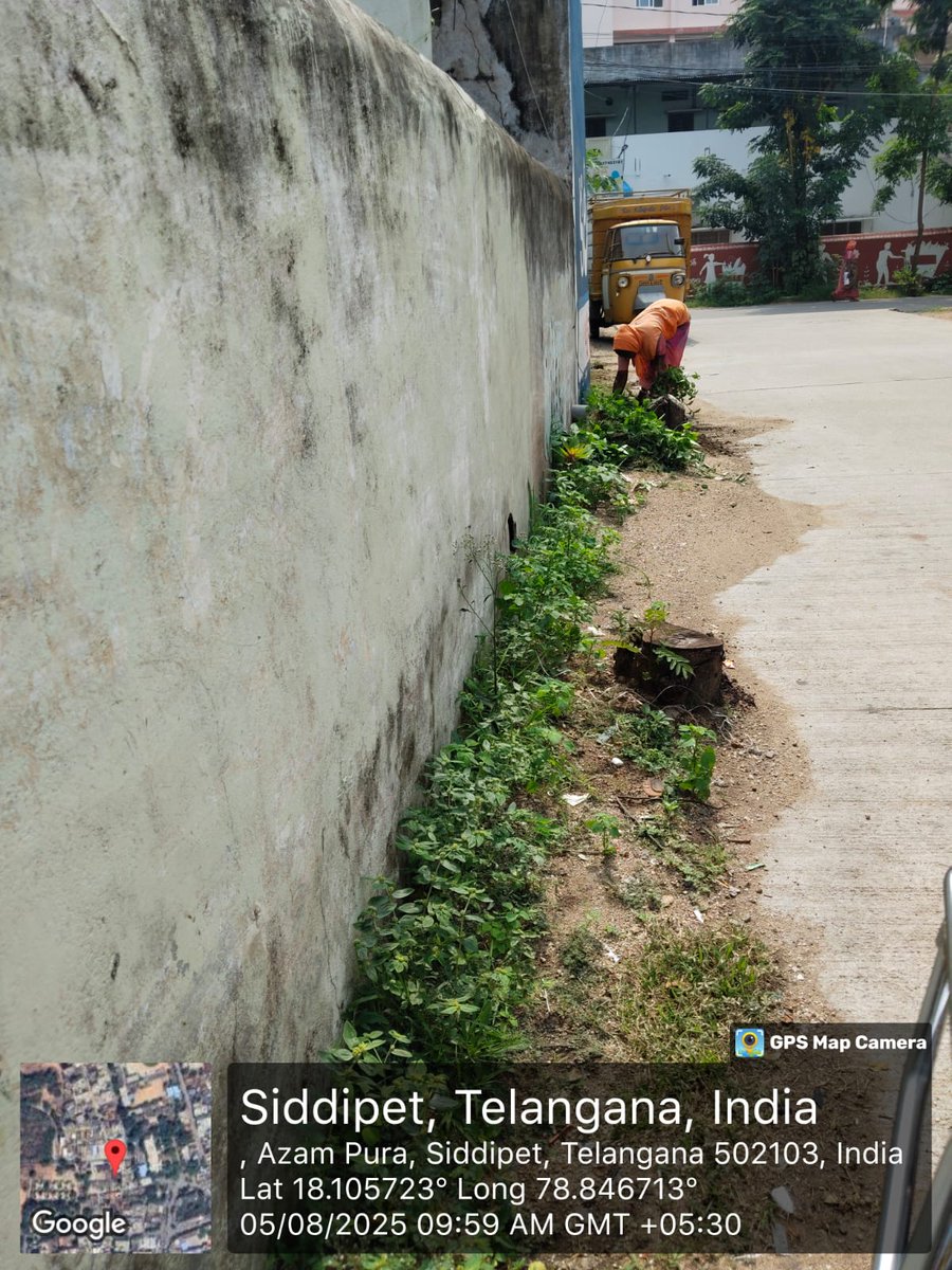 Swachh Siddipet (@mc_siddipet) on Twitter photo రోడ్డుకు ఇరువైపులా మరియు మురికి కాలువ చుట్టూ పిచ్చి మొక్కలను , చీదు తొలగిస్తున్న పారిశుద్ధ్య సిబ్బంది
<a href="/cdmatelangana/">C&DMA</a> <a href="/tksreedevi/">TK Sreedevi</a> <a href="/RoopaMishra77/">Roopa Mishra</a> <a href="/VivekVenkatswam/">Dr Vivek Venkatswamy</a> <a href="/Ponnam_INC/">Ponnam Prabhakar</a> <a href="/BRSHarish/">Harish Rao Thanneeru</a> <a href="/Collector_SDPT/">Collector Siddipet</a> <a href="/AcSiddipet/">AC_Siddipet</a> <a href="/SwachhBharatGov/">Swachh Bharat Urban</a> <a href="/SwachSurvekshan/">Swachh Survekshan</a> రోడ్డుకు ఇరువైపులా మరియు మురికి కాలువ చుట్టూ పిచ్చి మొక్కలను , చీదు తొలగిస్తున్న పారిశుద్ధ్య సిబ్బంది
<a href="/cdmatelangana/">C&DMA</a> <a href="/tksreedevi/">TK Sreedevi</a> <a href="/RoopaMishra77/">Roopa Mishra</a> <a href="/VivekVenkatswam/">Dr Vivek Venkatswamy</a> <a href="/Ponnam_INC/">Ponnam Prabhakar</a> <a href="/BRSHarish/">Harish Rao Thanneeru</a> <a href="/Collector_SDPT/">Collector Siddipet</a> <a href="/AcSiddipet/">AC_Siddipet</a> <a href="/SwachhBharatGov/">Swachh Bharat Urban</a> <a href="/SwachSurvekshan/">Swachh Survekshan</a>