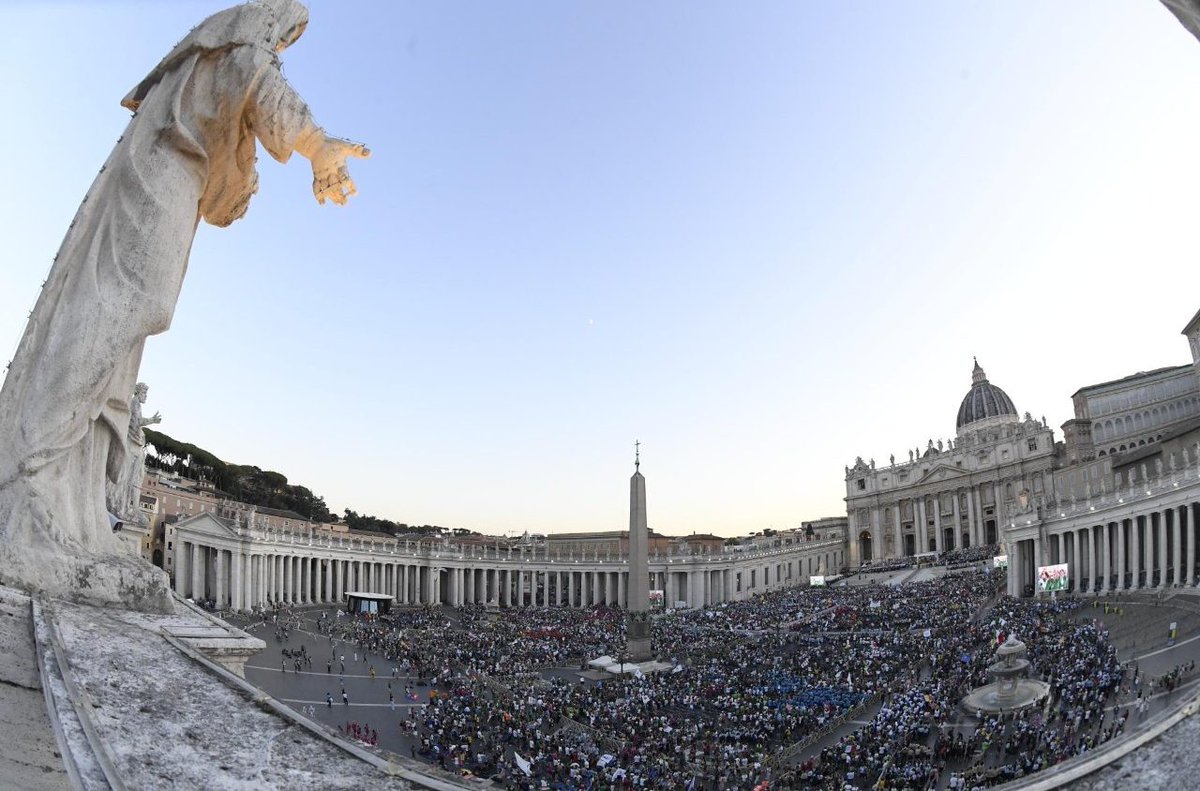 🎙️ Journal l #RadioVatican, l'édition de 8h 30 du 5 août en réécoute → urls.fr/j680xh

🇮🇱 Israël autorise l’entrée partielle des marchandises privées à Gaza
🇹🇷 Turquie, dissolution du PKK
🇷🇸 🇭🇷 Opération Oluja: 30 ans après
✝️ Bilan de l'assemblée plénière du SCEAM