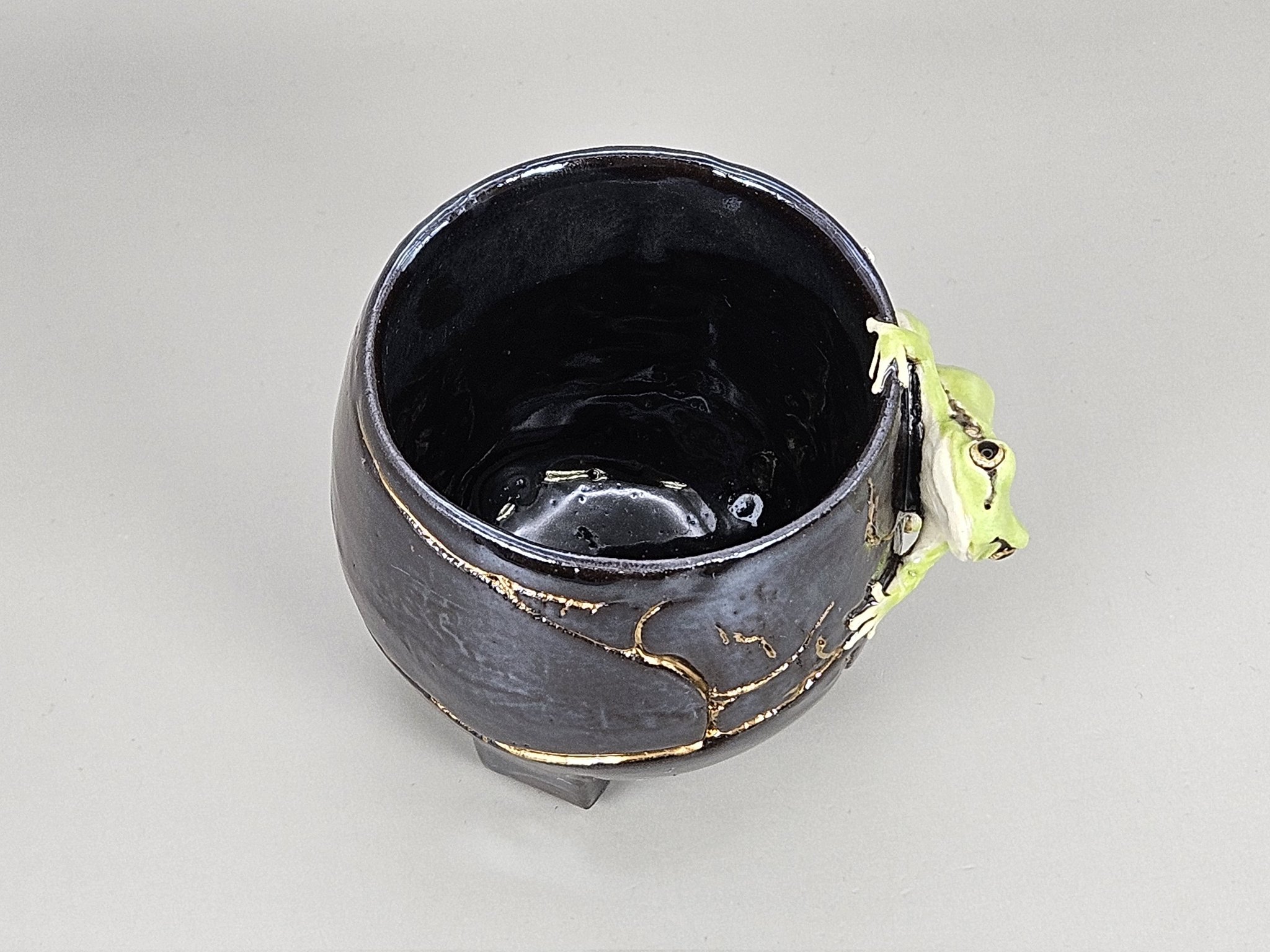 腰越祐貴　アマガエルと岩のような酒器 コシゴエ on X: 