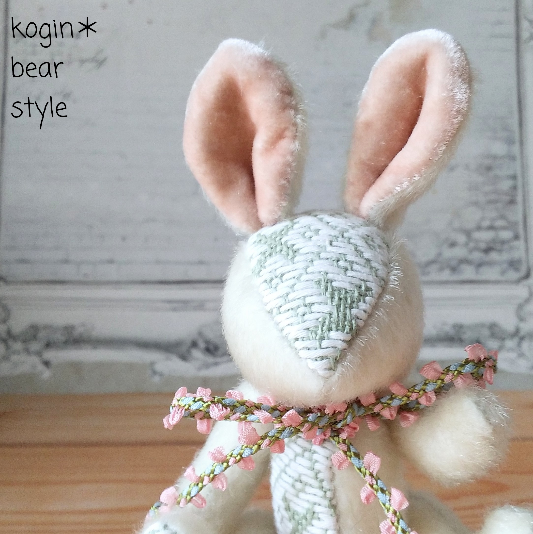 作家様　テディベア　ちりめん着物　籠＊ウサギ＊にんじん　ホワイトベア　可愛い♪ 作家様 テディベア ちりめん着物 籠＊ウサギ＊にんじん ホワイト