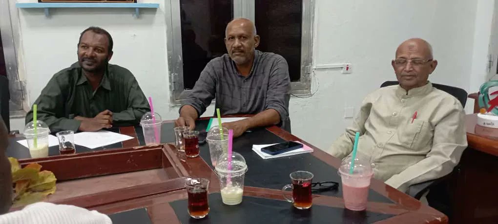 المدير العام لوزارة التربية والتعليم بالجزيرة يجتمع بمدير العقارات والادارة القانونية بالوزارة  - zooll.net/?p=136416
#أخبار_السودان, #أخبار_عاجلة,