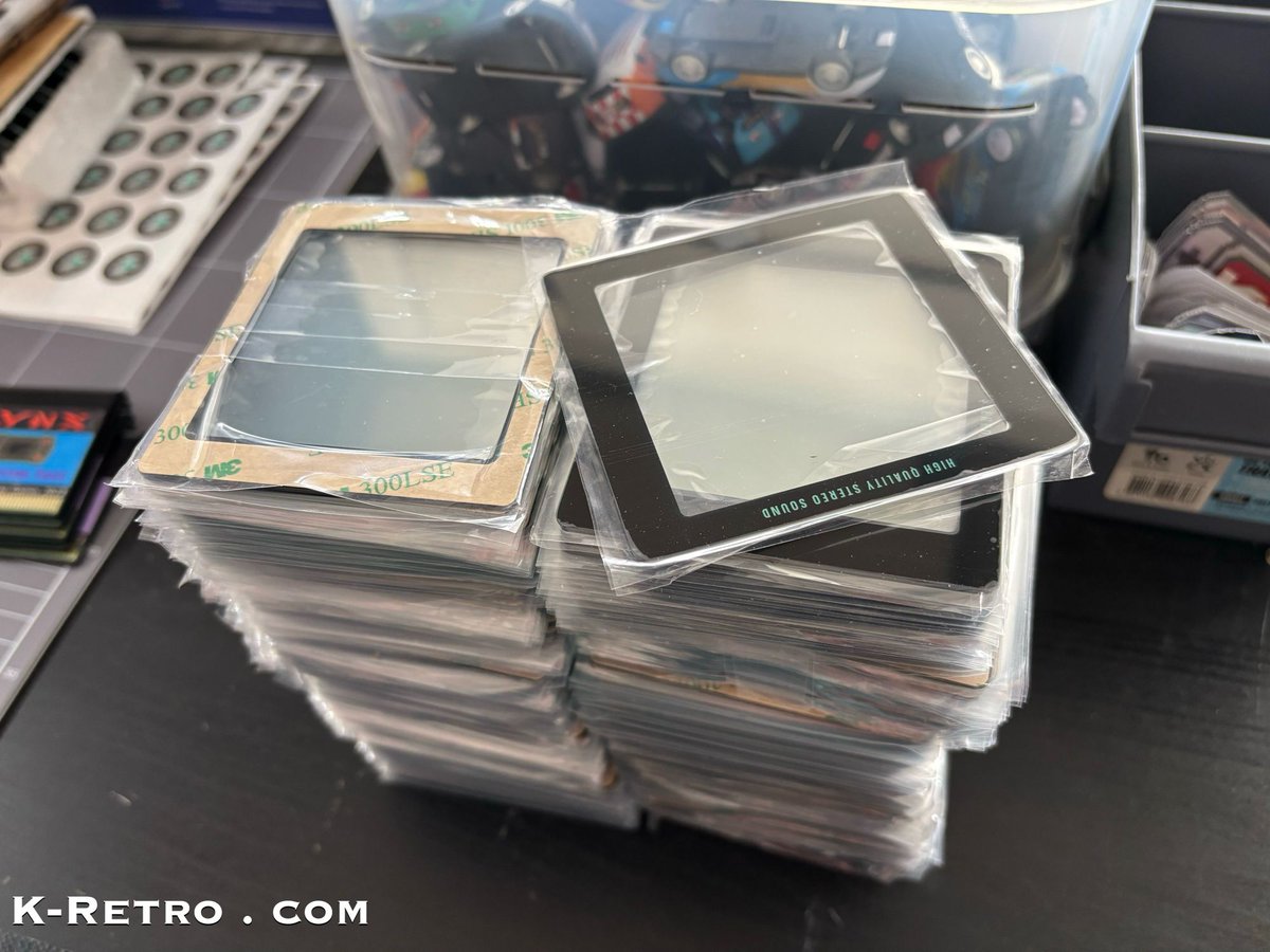 kretro_gaming's tweet photo. We had brand new replacement glass lenses made for the #Watara SuperVision GB-2000 console!
🛒 https://t.co/APSNaMLipd
#RetroGaming #RetroConsoles #RetroMods #NewParts #HardwareMods #WataraSupervision #GB2000 https://t.co/ByeIicuNOE