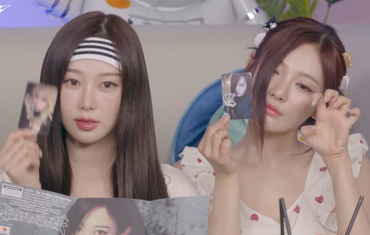 당사자 바로 옆에서 조롱