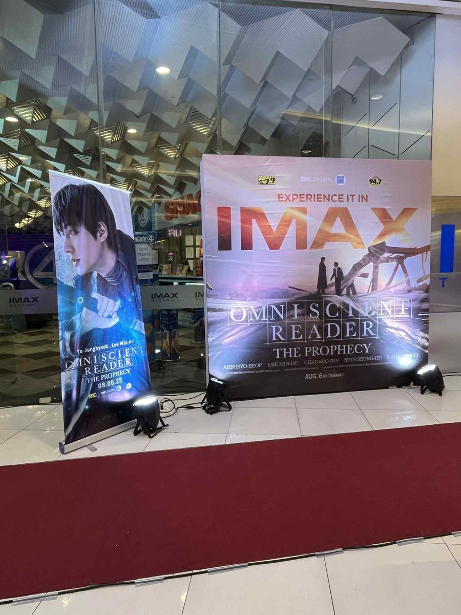 The advance gala premier of Omniscient Reader at SM Megamall IMAX is happening in less than a few hours!  Thank you #PioneerMoviehub for the tickets 🧡

Manila, let’s open the gates to welcome The Regressor #YooJoonghyuk 

#LeeMinho #ActorLeeMinho #OmniscientReaderTheProphecy