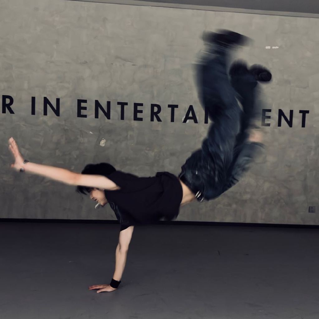 momentianyi's tweet image. #LiXijie #李曦杰
#CIIU #CLOSERTOYOU  
#奔赴少年 #奔赴少年CIIU #JYP