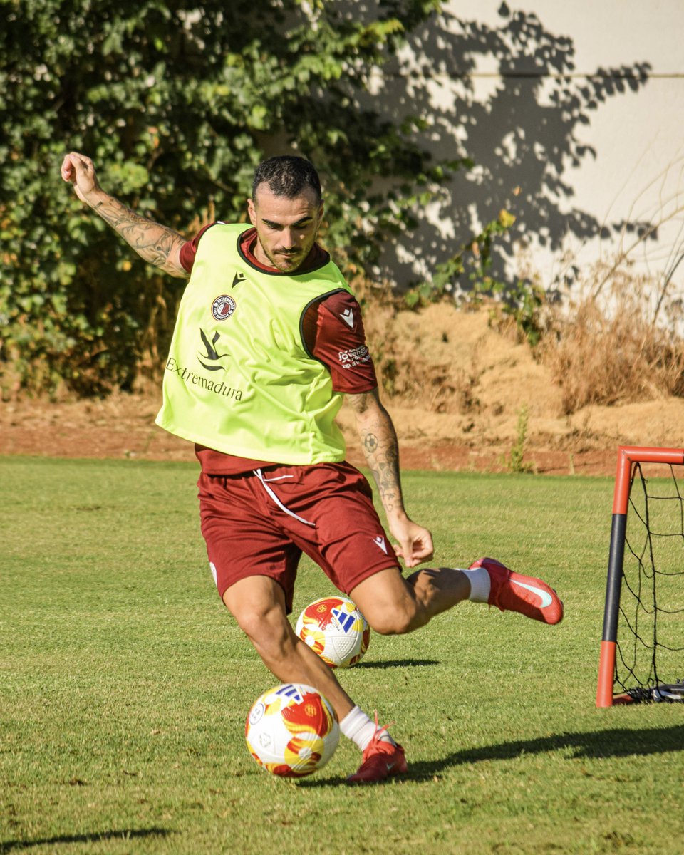CD EXTREMADURA tweet media