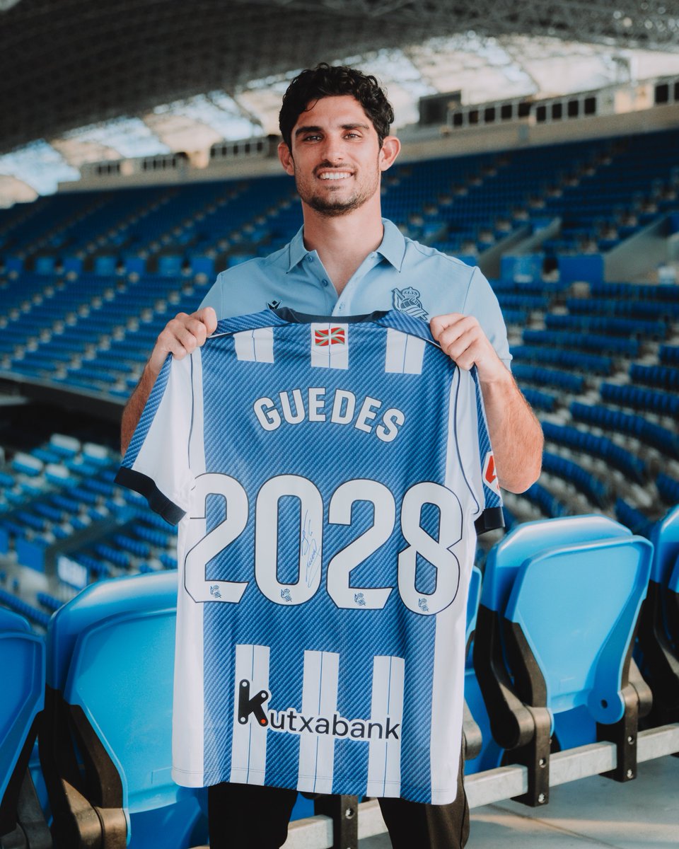 RealSociedadEUS's tweet image. Bere kamiseta sinatuta nahi al duzu?

🔃 RT eta parte hartu.