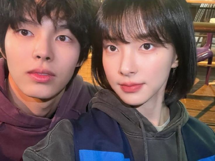 <a href="/kdrama_menfess/">K-Drama Menfess</a> Lee twins