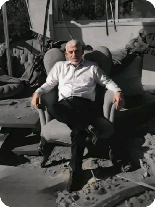 أسأل الله أن يتقبل عبده يحيى السنوار في الشهداء، وأن يخلفه في رجاله بخير، وأن يحفظ أهل غزة وينصرهم، ويعزّ الإسلام والمسلمين. 🤲🤲🤲