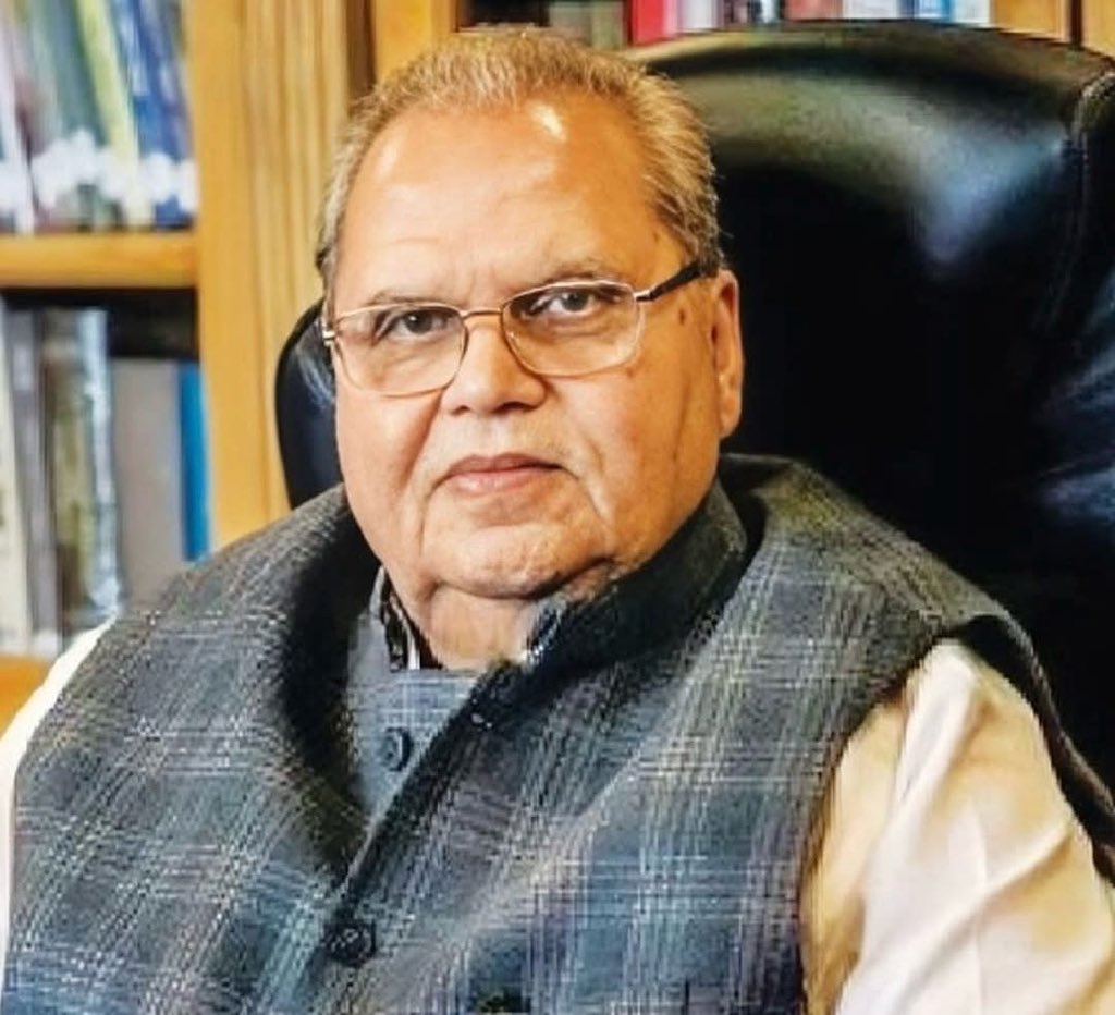 किसानों और मजदूरों की बुलंद आवाज, निर्भीक नेता एवं कई राज्यों के राज्यपाल रहे श्रद्धेय चौधरी सत्यपाल मलिक जी के निधन का समाचार अत्यंत दुःखद और पीड़ादायक है।

सत्यपाल जी ने जीवनभर तानाशाही, अन्याय और किसान-विरोधी नीतियों के विरुद्ध आवाज़ उठाई। जनहित के प्रहरी, सच्चाई और ईमानदारी