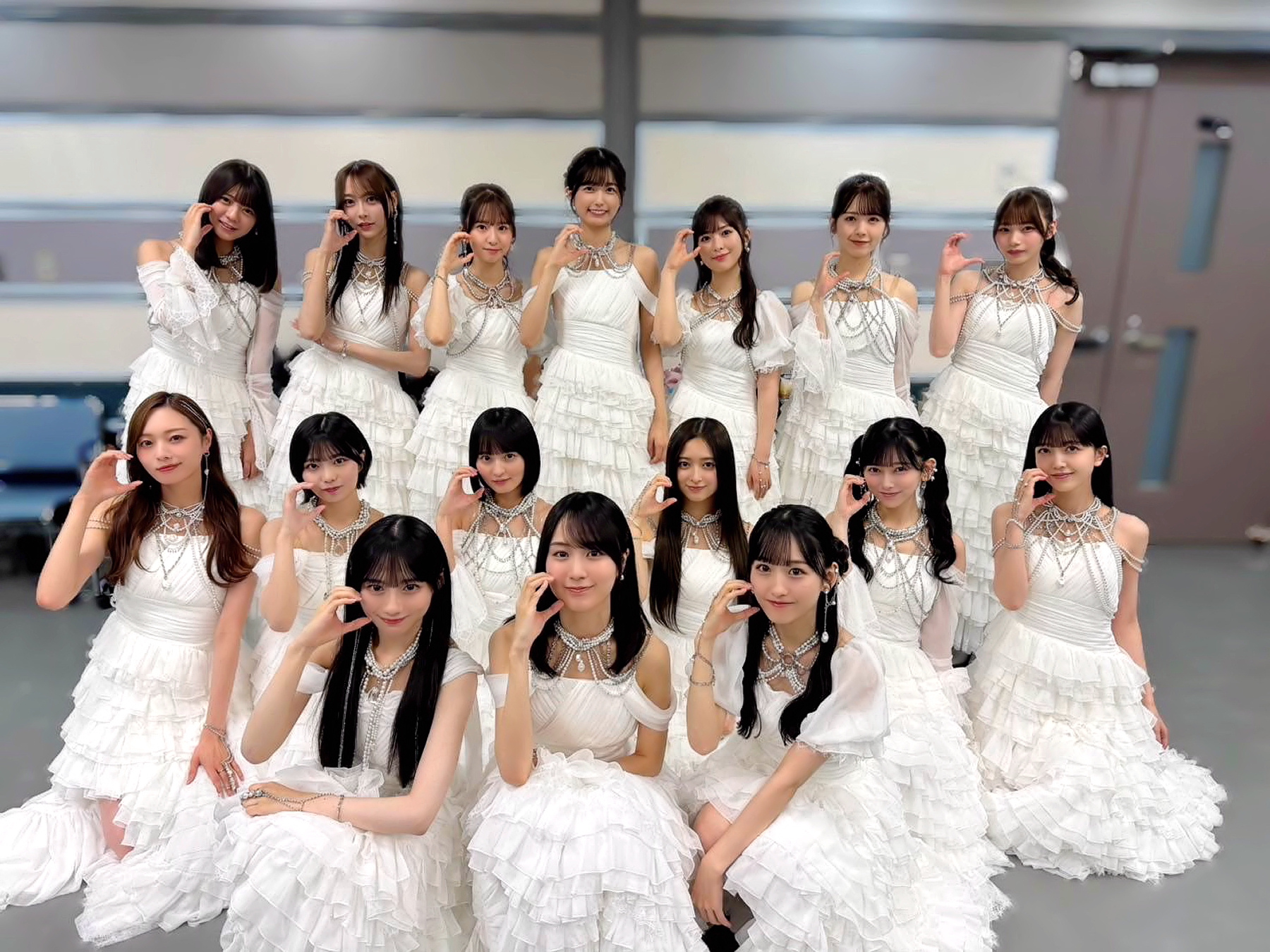 L/INE LIVE アイドル 集合写真 私たちは一生E-girls、9年の歴史に幕閉じる「一緒に過ごした瞬間