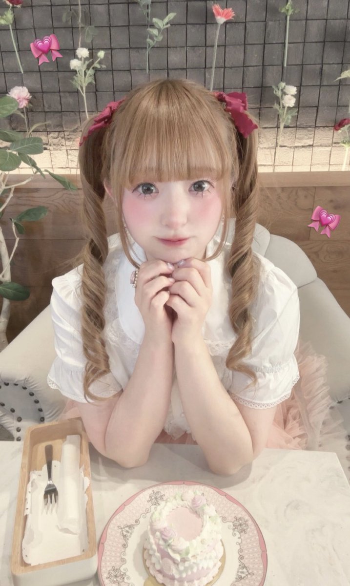 きゅるるんっケーキ🍰💗

#好きになぁ〜れ💞
