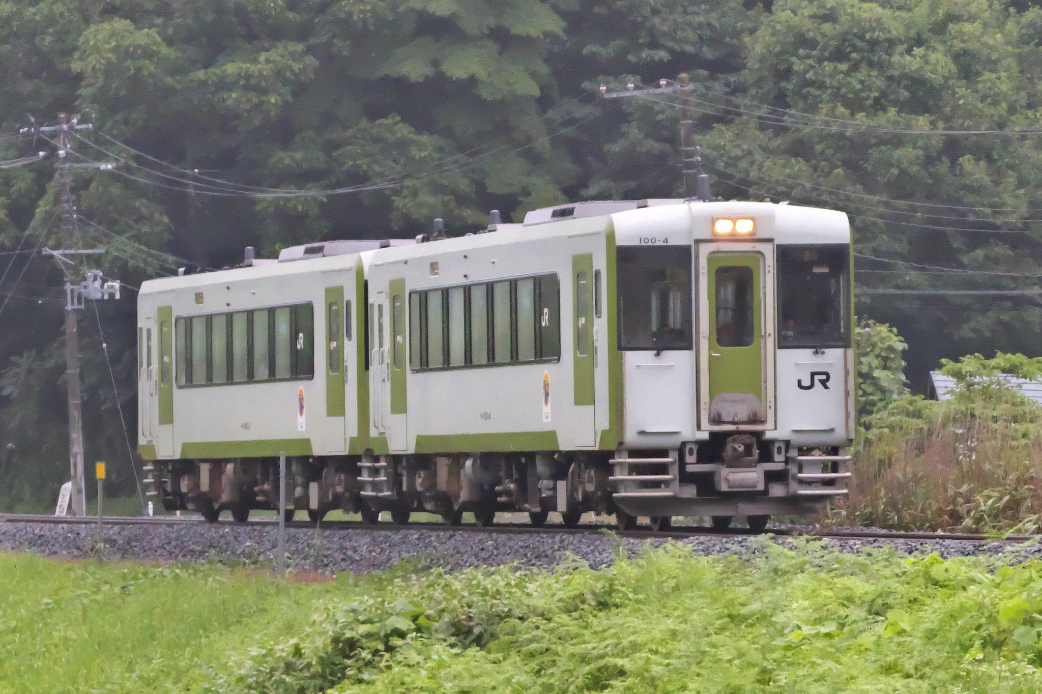 JR東日本 行くぜ東北 キハ100系 B1サイズポスター 非売品 JR東日本 行くぜ 東北 キハ100系 B1ポスター 非売品｜Yahoo
