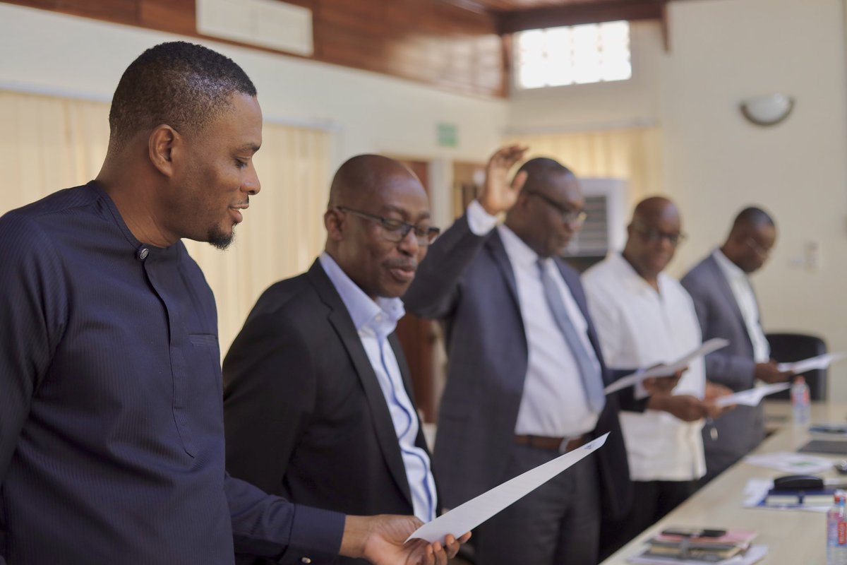 CEOofGNPC's tweet image. “Strong institutions are built on strong governance.”

I had the privilege of chairing the inauguration of @GNPCGhana’s new Audit Committee, with the Acting Director-General of the Internal Audit Agency, Mr. Thomas Ashaley Thompson-Aryee, officiating.

This Committee, chaired by…