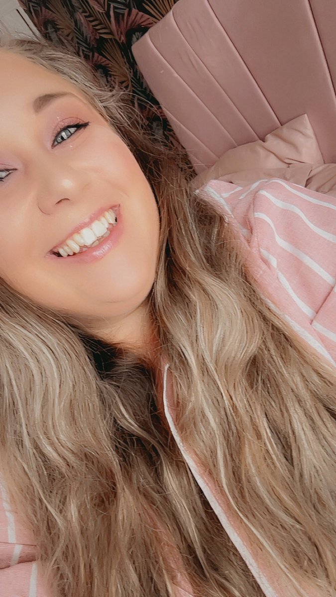 🎈🎂Birthday Ready! 🎈🎂

Here we come <a href="/HardRock/">Hard Rock Cafe</a> 🤘